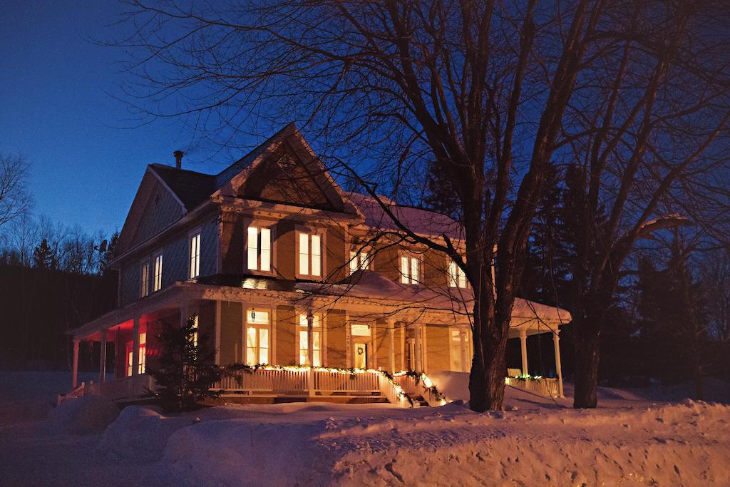 Auberge Carpe Diem Baie-Saint-Paul Buitenkant foto